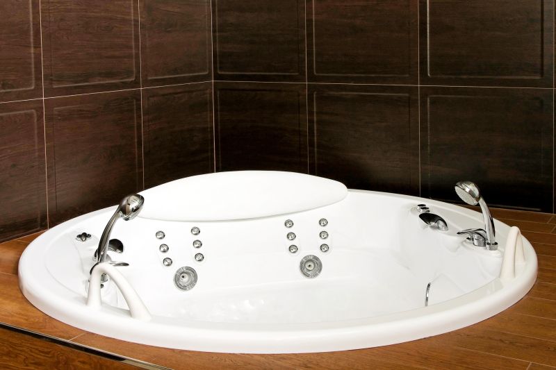 Luxury Bathtub Features